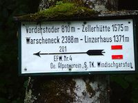 Wanderwegweiser E4 in Spital am Pyhrn