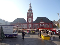 Mannheim, Marktplatz und Rathaus